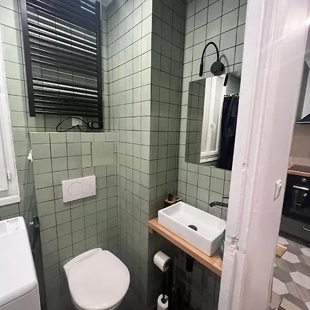 New Entiry Apartment-private In Apartman Párizs